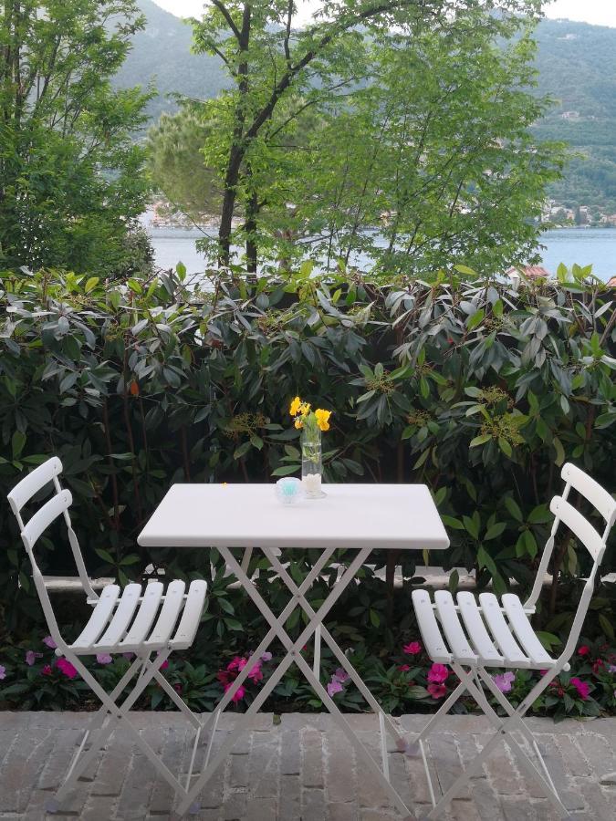 B&B Le Farfalle San Felice del Benaco Buitenkant foto
